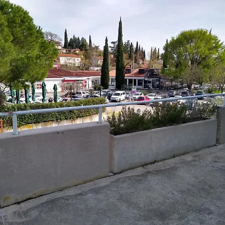 Apartma Ivy Διαμέρισμα *